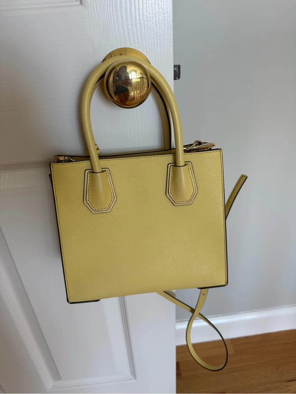 Michael Kors gorgeous buttercup